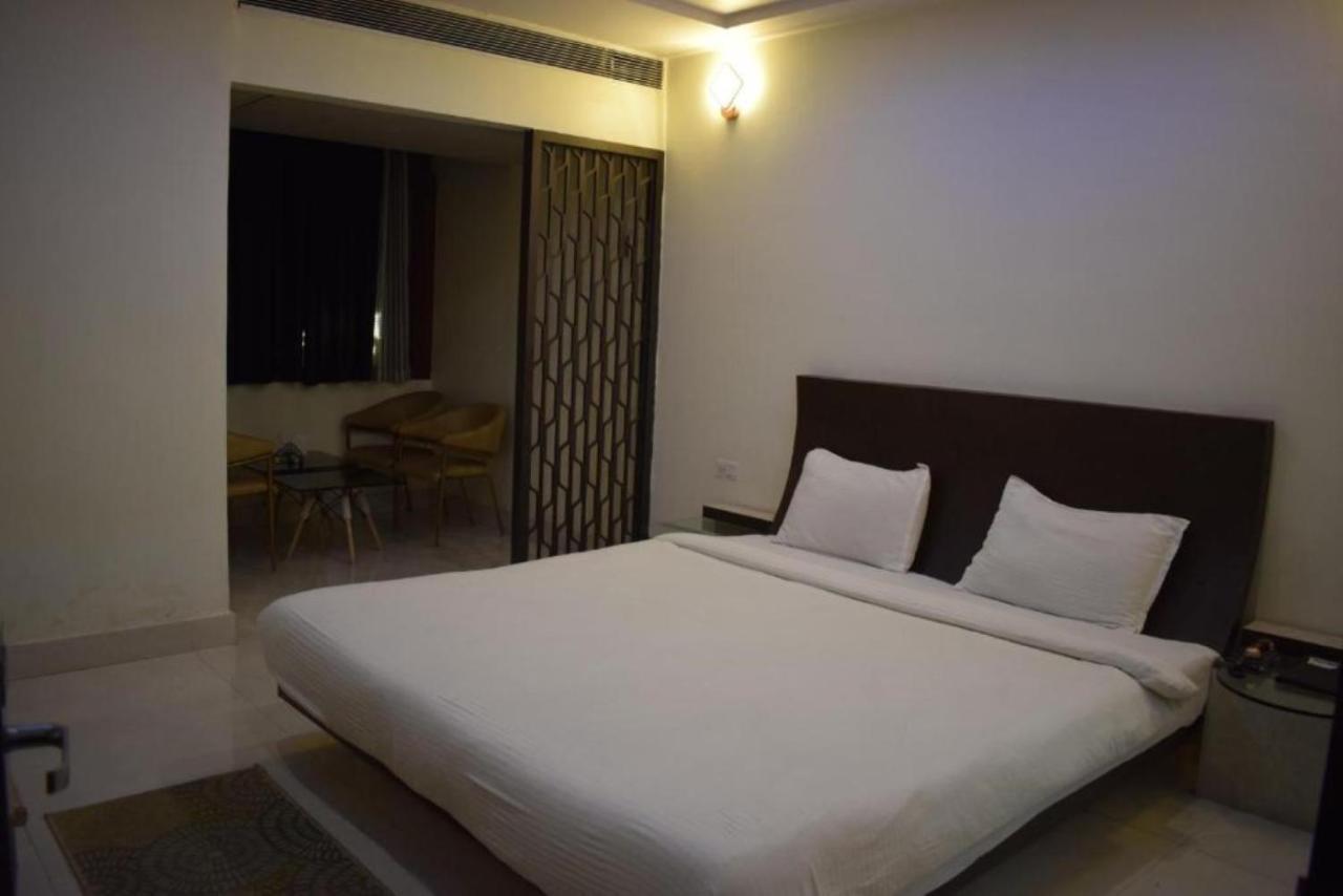 Hotel The Hills, Ambikapur Экстерьер фото