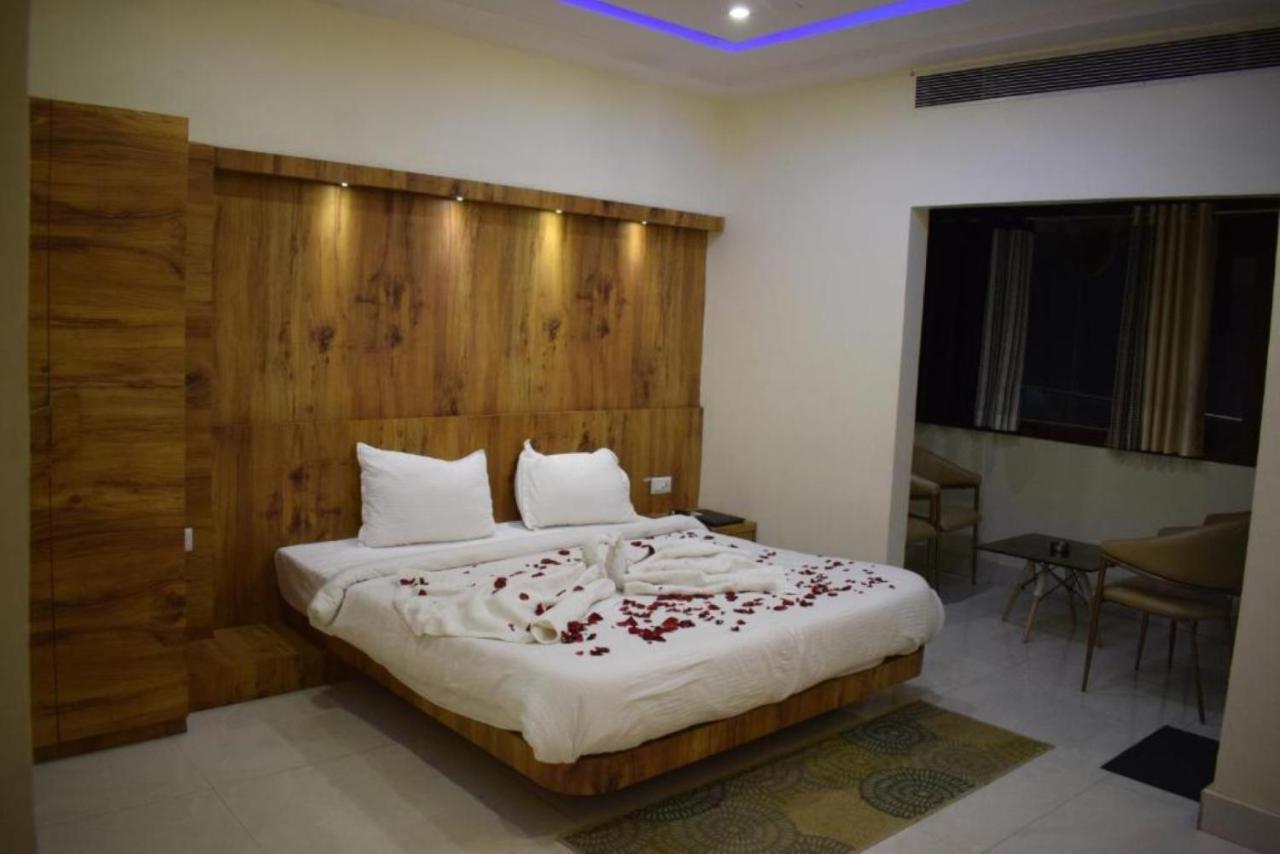 Hotel The Hills, Ambikapur Экстерьер фото